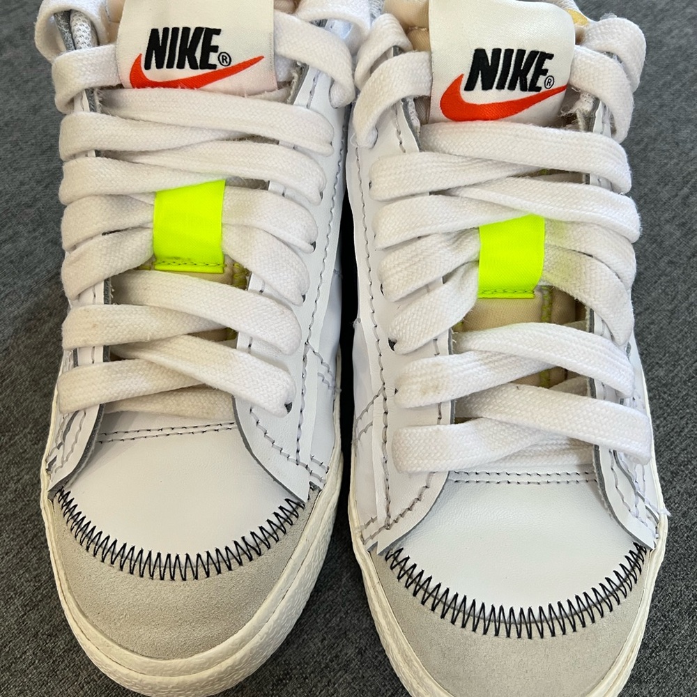 Nike Blazer Low '77 Jumbo White Black Sail Sneakers Size 9 DQ1470-101